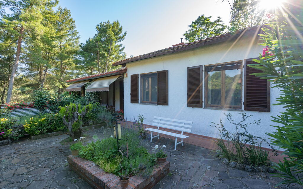 Villa Campiglia: Building Exterior