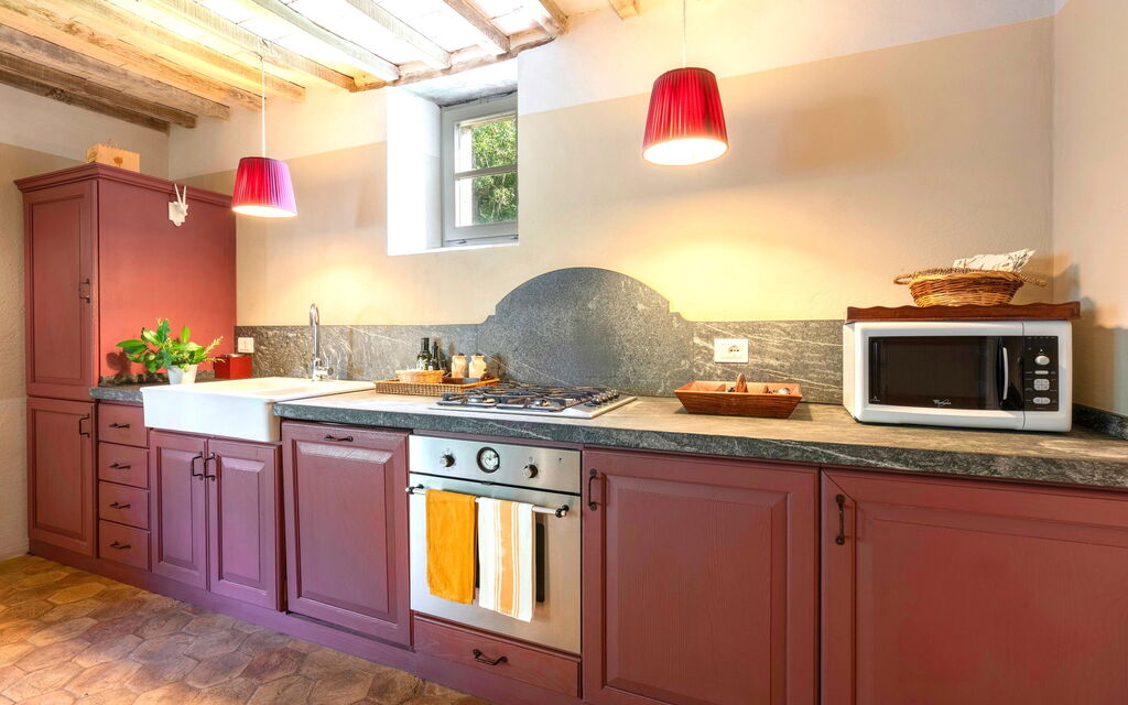 Casa Di Giulio: Autunno, Cucina, Estate, Primavera