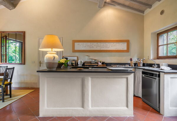 Casa Dell'ambasciatore: Autumn, Kitchen, Spring, Summer