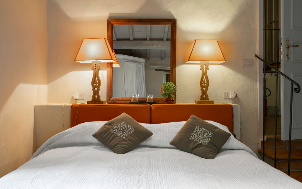 Casa Dell'ambasciatore: Autumn, Bedroom, Spring, Summer