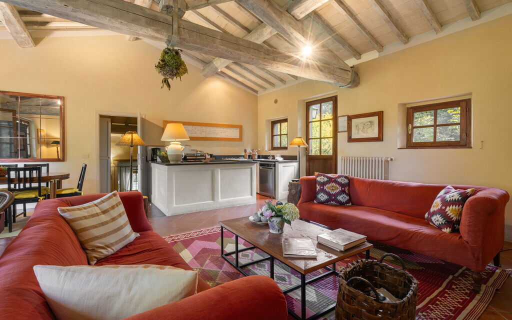 Casa Dell'ambasciatore: Autumn, Kitchen, Living Room, Spring, Summer