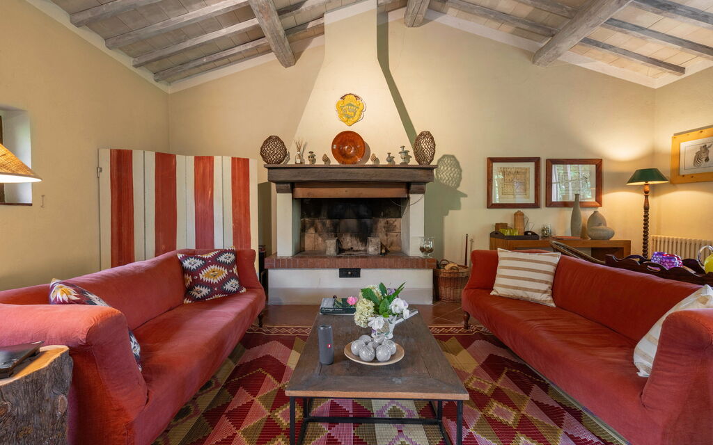 Casa Dell'ambasciatore: Autumn, Living Room, Spring, Summer