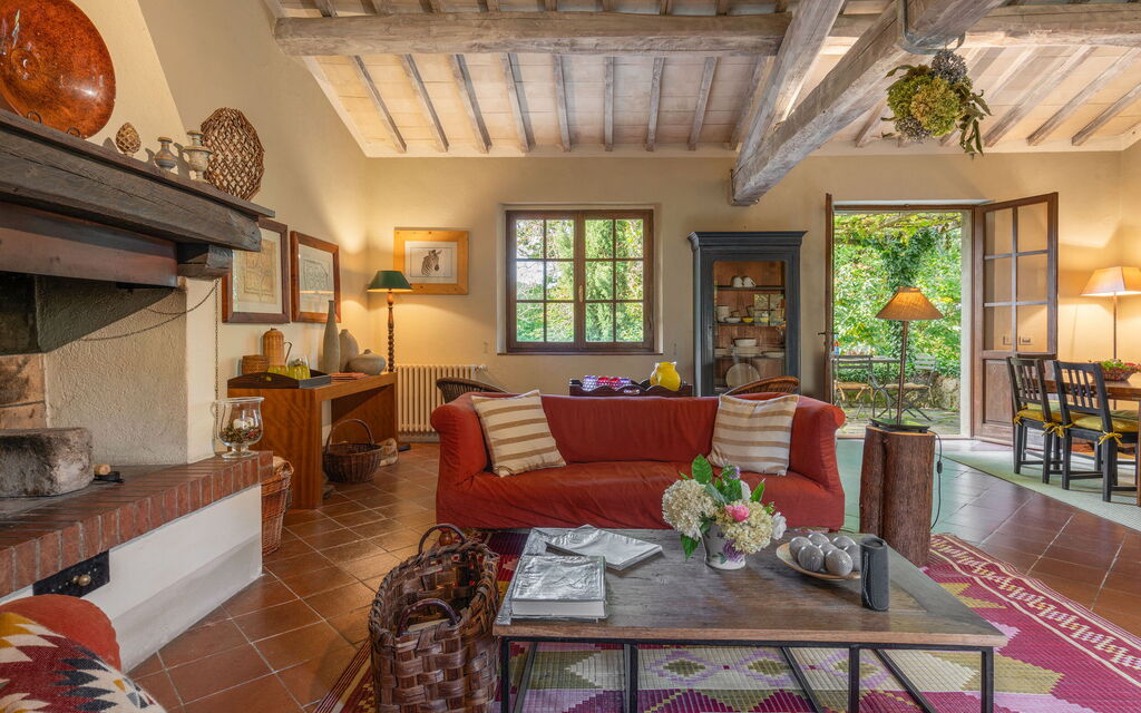 Casa Dell'ambasciatore: Autumn, Living Room, Spring, Summer