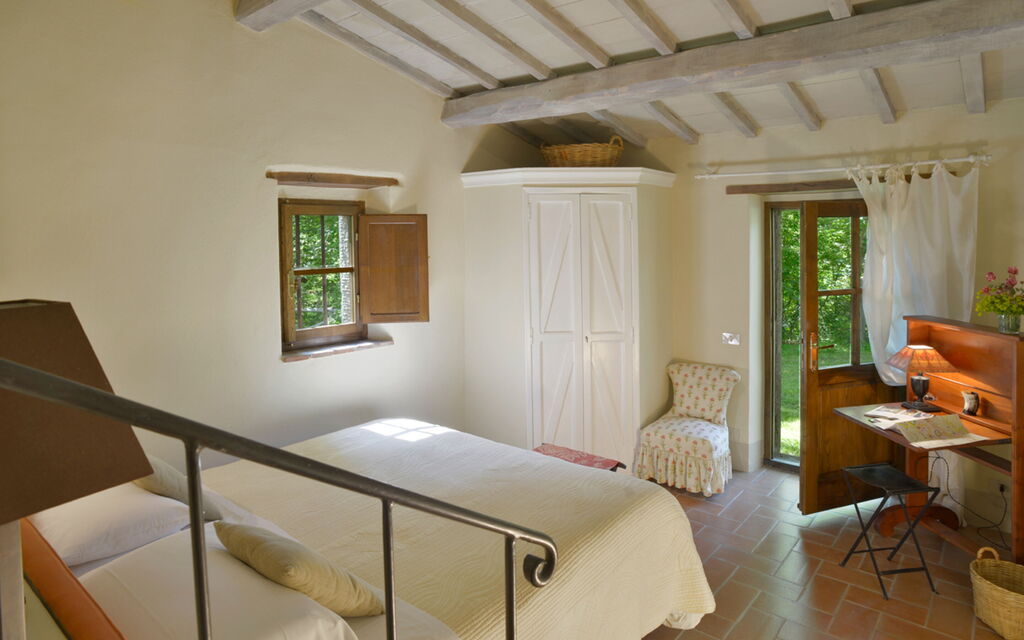 Casa Dell'ambasciatore: Autumn, Bedroom, Spring, Summer