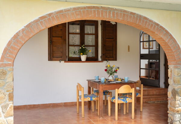 Villa Le Vigne: Balcone / Terrazza / Patio, Entrata Principale, Estate, Esterni