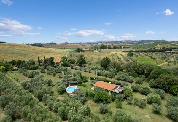 Villa Le Vigne: all'aperto, Estate, Esterni