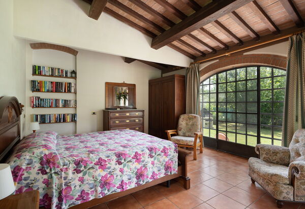 Villa Le Vigne: Camera da letto, Estate
