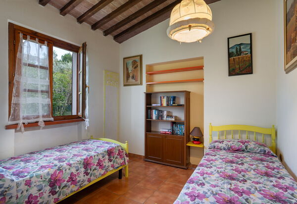 Villa Le Vigne: Camera da letto, Estate