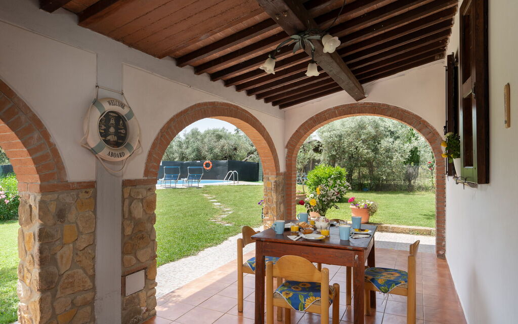 Villa Le Vigne: Balcone / Terrazza / Patio, Estate, Esterni, Giardino, Piscina