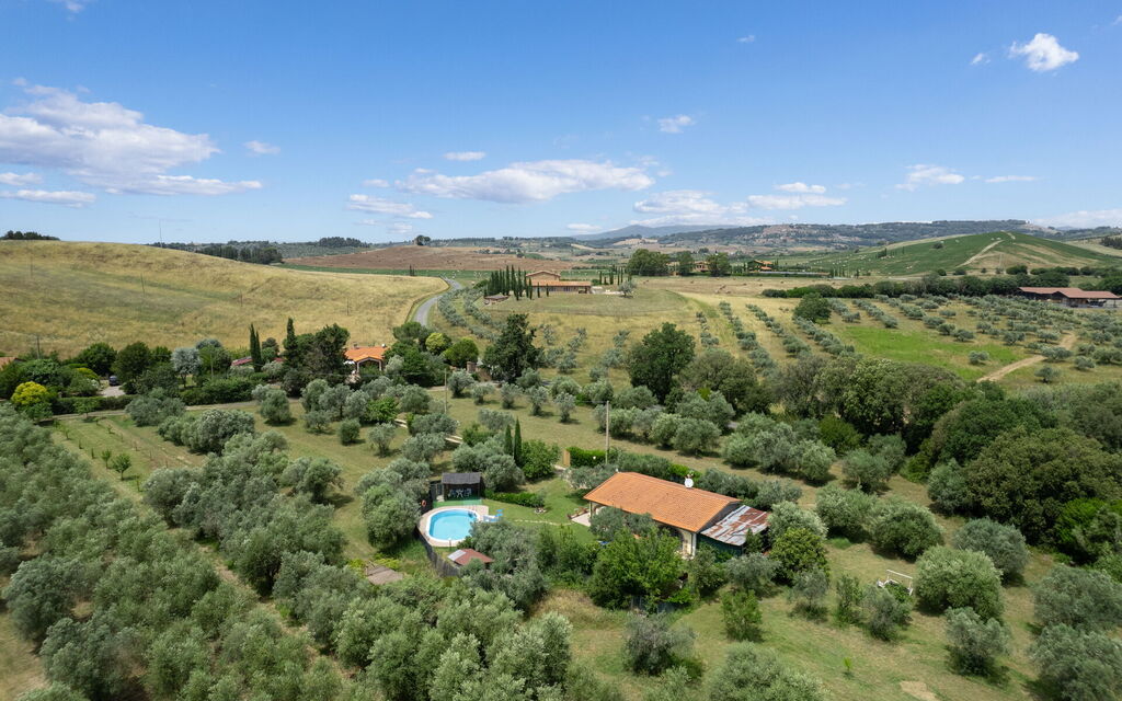 Villa Le Vigne: all'aperto, Estate, Esterni