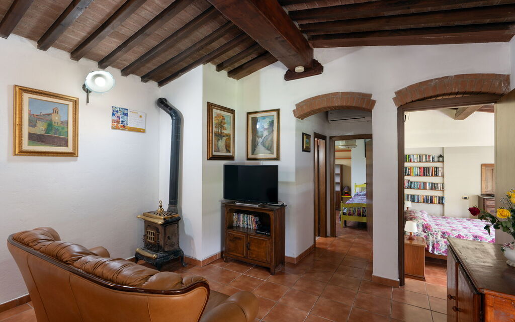 Villa Le Vigne: Camera da letto, Estate, Soggiorno