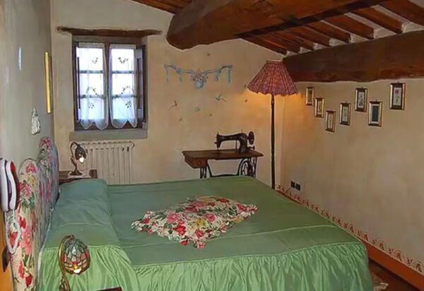 Monastery Guest House: monastery-guest-house-citta-di-castello-villa-bedroom