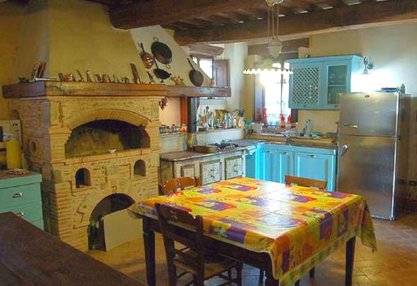 Monastery Guest House: monastery-guest-house-citta-di-castello-villa-kitchen