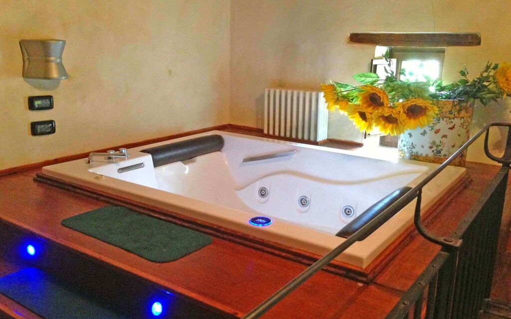 Monastery Guest House: monastery-guest-house-citta-di-castello-villa-geo-bagno