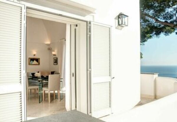 Villa Marina Little Beach: villa-marina-little-beach-capri-villa-balcone