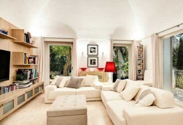 Villa Marina Little Beach: villa-marina-little-beach-capri-villa-soggiorno