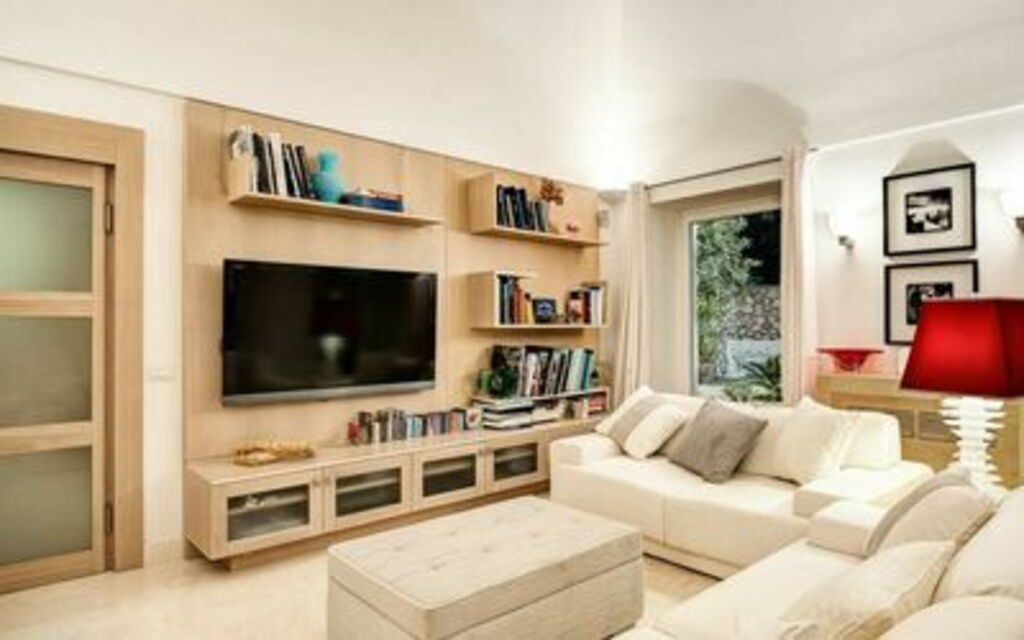 Villa Marina Little Beach: villa-marina-little-beach-capri-villa-soggiorno