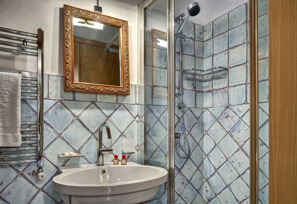 Stony Villa Volcano View: stony-villa-volcano-view-sant-agata-sui-due-golfi-villa-bagno