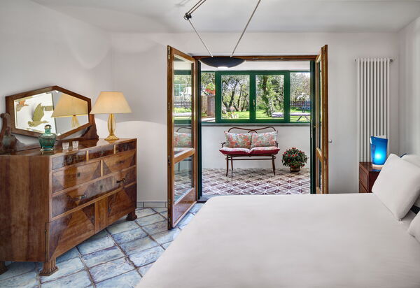 Stony Villa Volcano View: stony-villa-volcano-view-sant-agata-sui-due-golfi-villa-camera-da-letto