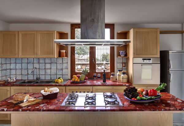 Stony Villa Volcano View: stony-villa-volcano-view-sant-agata-sui-due-golfi-villa-cucina