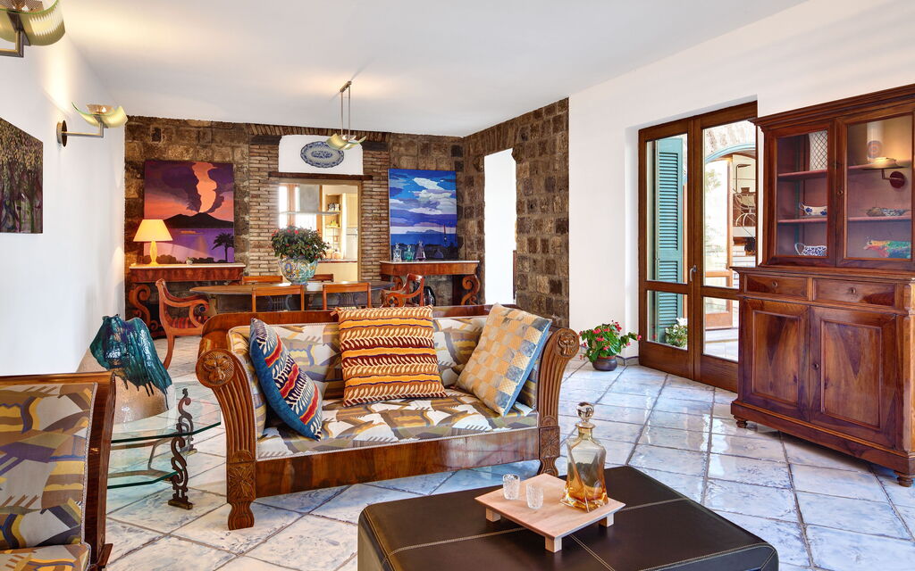 Stony Villa Volcano View: stony-villa-volcano-view-sant-agata-sui-due-golfi-villa-soggiorno