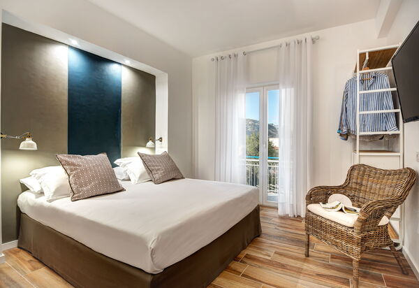 Luxury Blues Apartment: luxury-blues-apartment-sorrento-appartamento-camera-letto