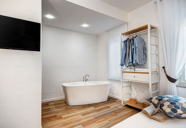 Luxury Blues Apartment: luxury-blues-apartment-sorrento-appartamento-camera-letto