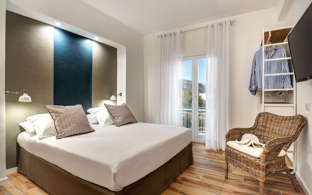 Luxury Blues Apartment: luxury-blues-apartment-sorrento-appartamento-camera-letto