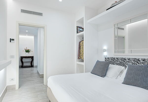 Total White Home Sorrento: total-white-home-sorrento-appartamento-camera-da-letto