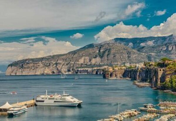 Total White Home Sorrento: total-white-home-sorrento-appartamento-esterno