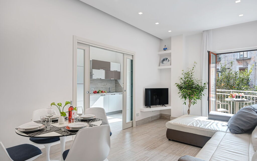 Total White Home Sorrento: total-white-home-sorrento-appartamento-soggiorno
