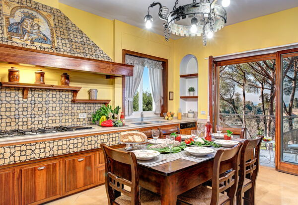 Woody Home Sea View: woody-home-sea-view-sorrento-appartamento-cucina