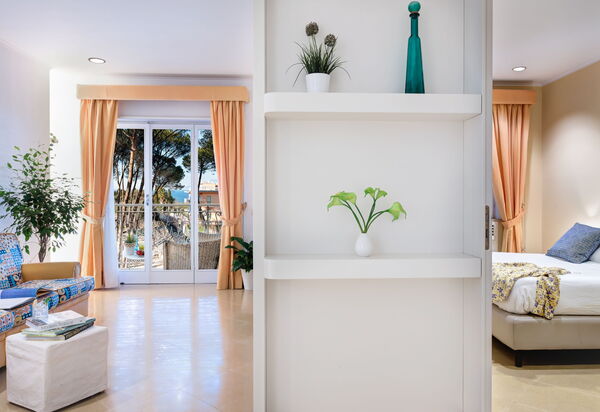 Woody Home Sea View: woody-home-sea-view-sorrento-appartamento-soggiorno