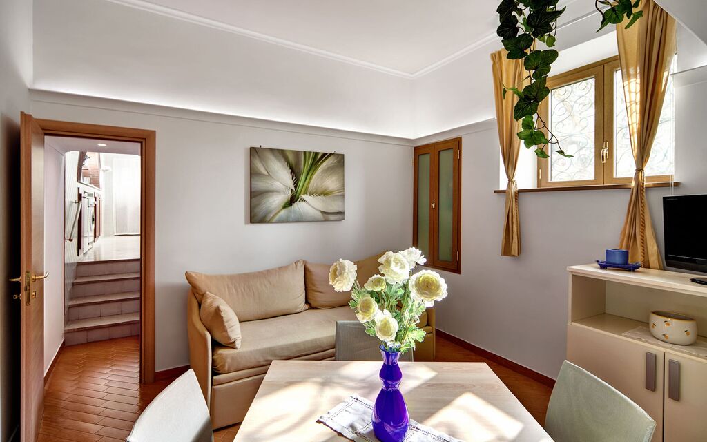 49 Little House: 49-little-house-sorrento-apartament-living-room