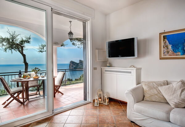 Medusa And The Seahorse Villa: medusa-and-the-seahorse-villa-massa-lubrense-apartment-soggiorno