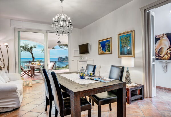 Medusa And The Seahorse Villa: medusa-and-the-seahorse-villa-massa-lubrense-apartment-soggiorno