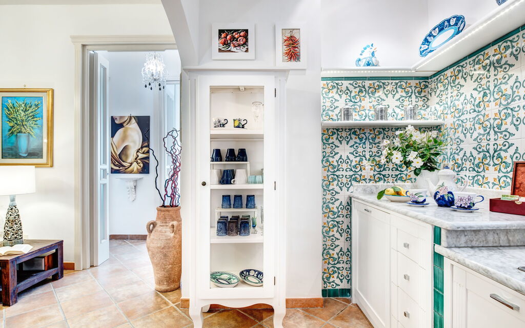 Medusa And The Seahorse Villa: medusa-and-the-seahorse-villa-massa-lubrense-apartment-cucina