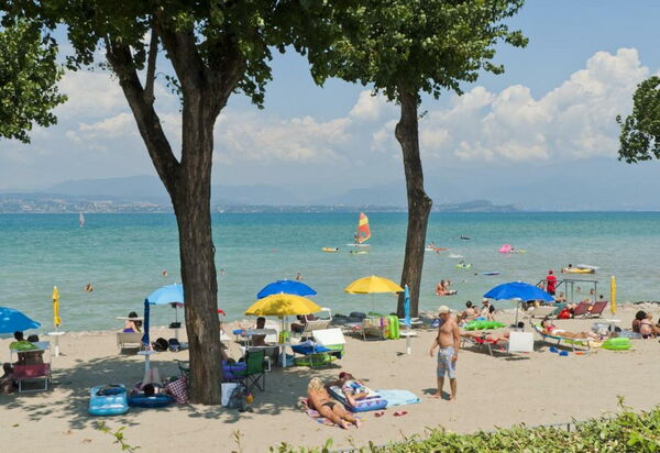 Villaggio Colombare: villaggio-colombare-sirmione-multiproperty-beach