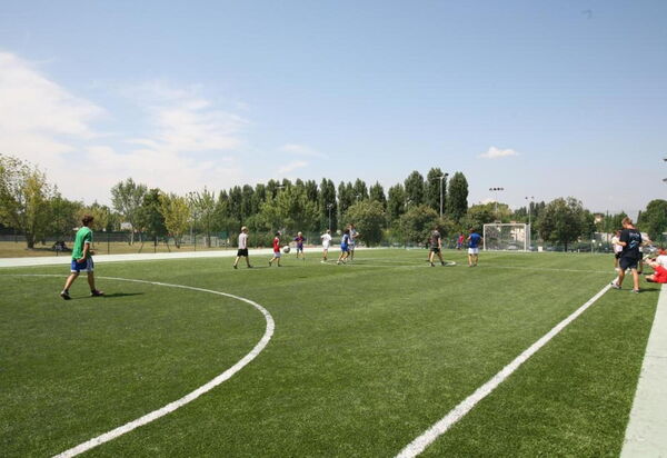 Villaggio Colombare: villaggio-colombare-sirmione-multiproperty-football-field