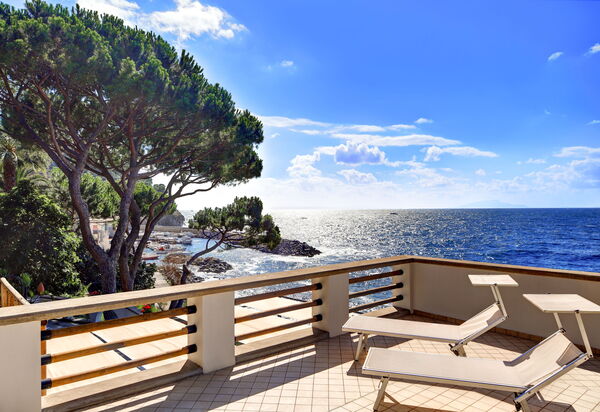 Appartamento Lobra: appartamento-lobra-massa-lubrense-appartamento-terrazza