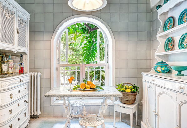 Villa Prestige '50: villa-prestige-50-capri-villa-kitchen