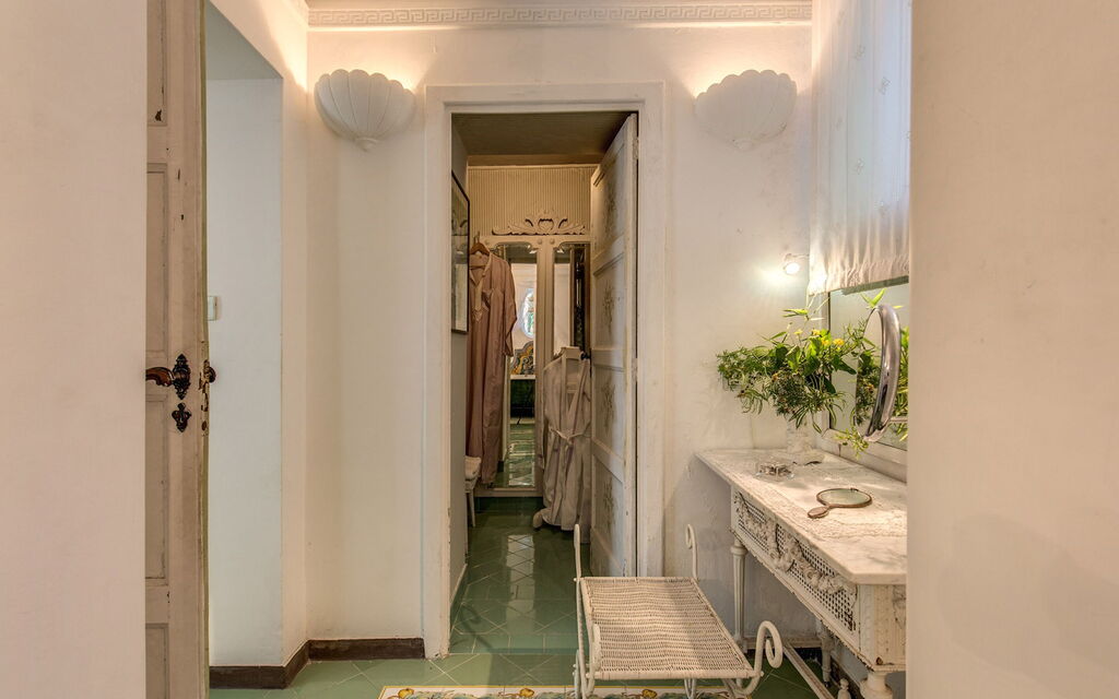 Villa Prestige '50: villa-prestige-50-capri-villa-bagno