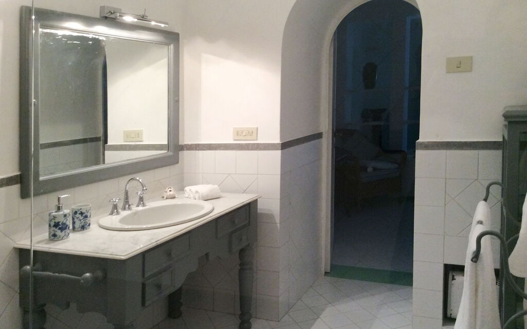 Villa Prestige '50: villa-prestige-50-capri-villa-bagno