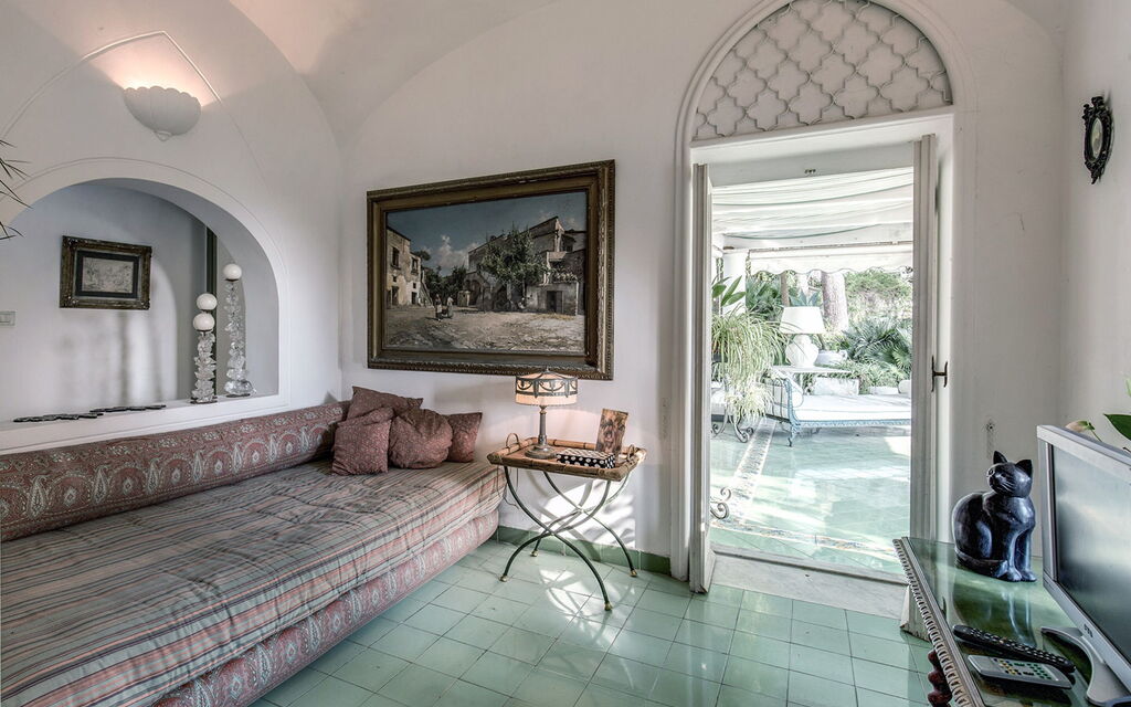 Villa Prestige '50: villa-prestige-50-capri-villa-soggiorno