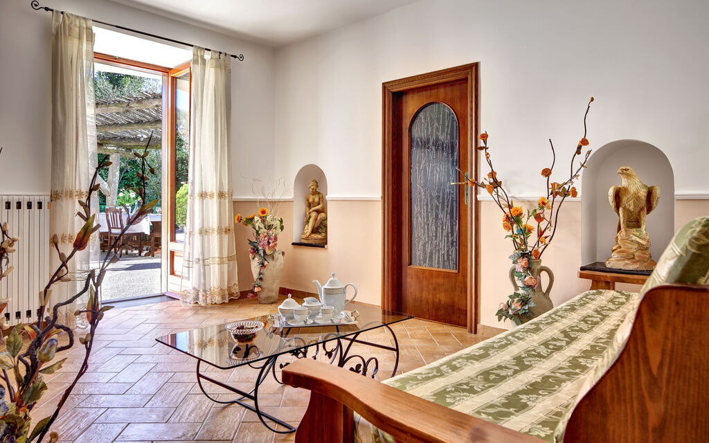 La Villa Dell'olio: la-villa-dell-olio-massa-lubrense-villa-soggiorno