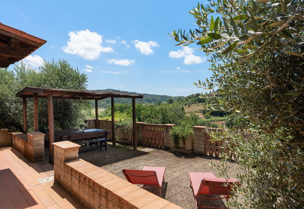 Villa Riparbella: Autunno, Balcone / Terrazza / Patio, Estate, Esterni, Primavera