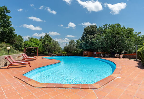 Villa Riparbella: Autunno, Estate, Esterni, Piscina, Primavera