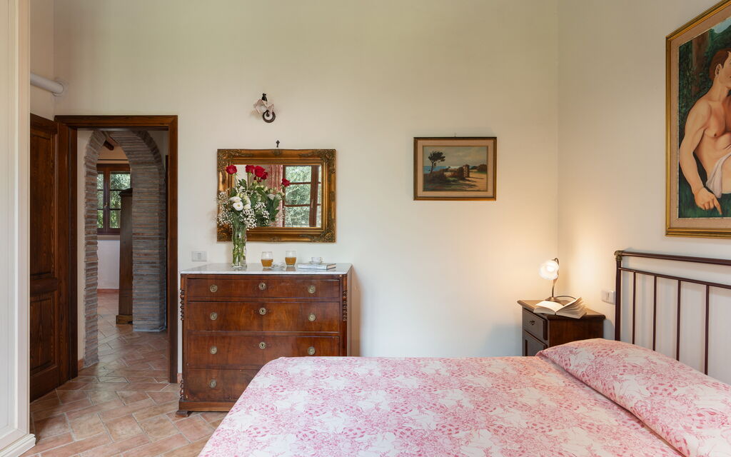 Villa Riparbella: Autumn, Bedroom, Spring, Summer