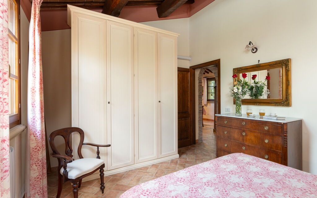 Villa Riparbella: Autumn, Bedroom, Spring, Summer