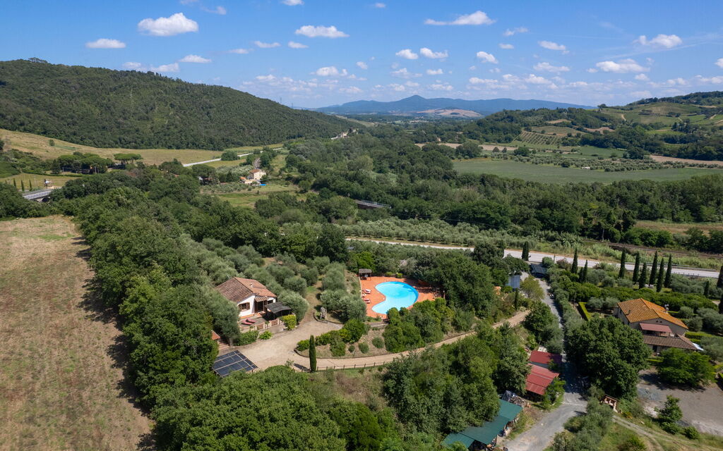 Villa Riparbella: Autumn, Building Exterior, Pool, Scenic View, Spring, Summer